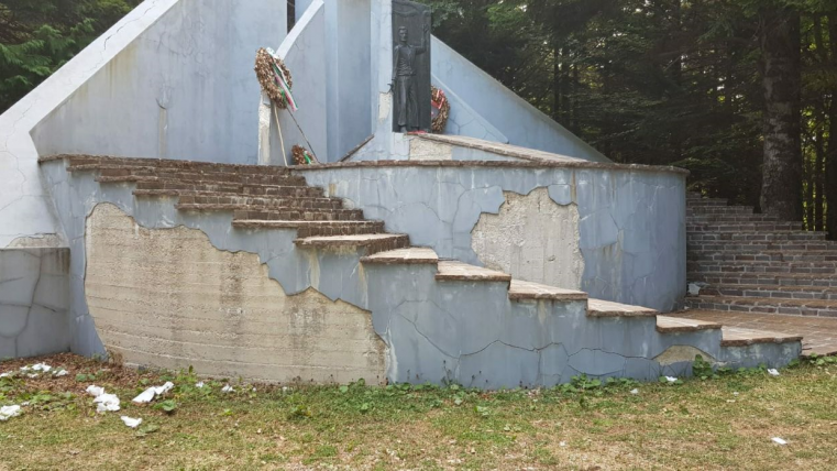 MOnumento ai Caduti